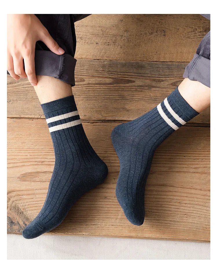 Men Socks 100 Cotton Fashion Black White Stripe Crew Mens Sock Sports High Skateboard Streetwear Happy Long Sox Short Crew Socks